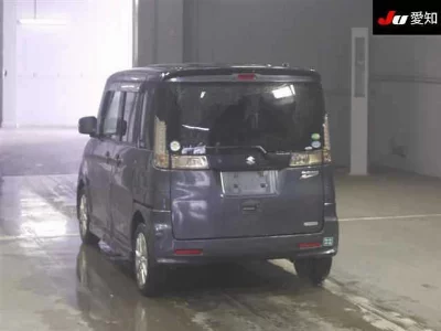 Suzuki Spacia Custom