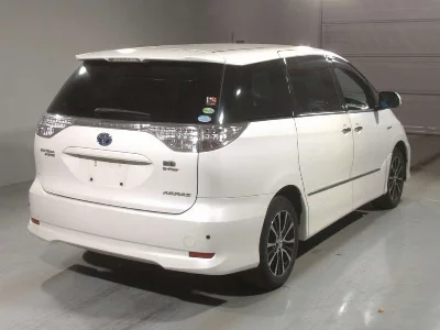 Toyota Estima Hybrid