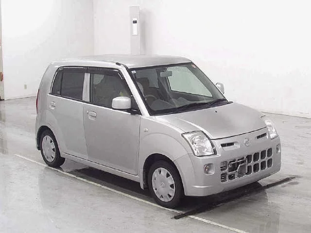 Nissan Pino  с аукциона в Японии