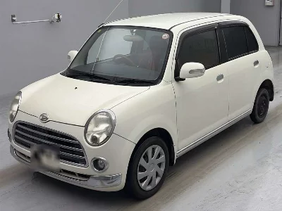 Daihatsu Mira Gino