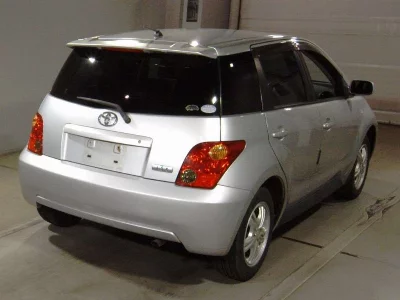 Toyota Ist