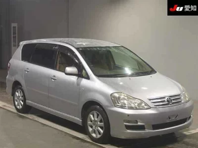 Toyota Ipsum