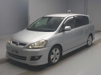 Toyota Ipsum
