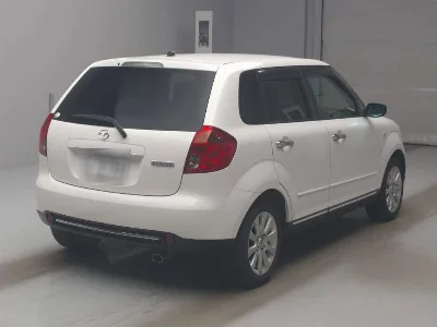 Mazda Verisa