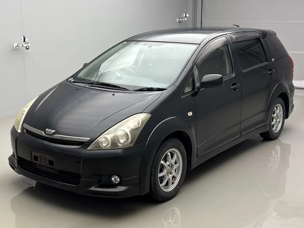Toyota Wish  с аукциона в Японии