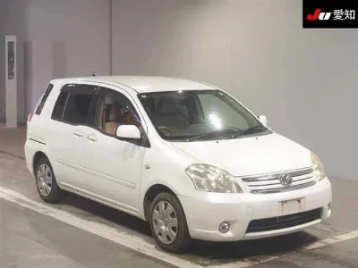 Toyota Raum