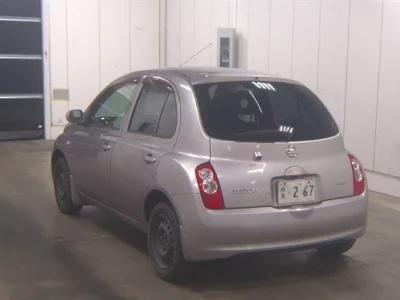 Nissan March