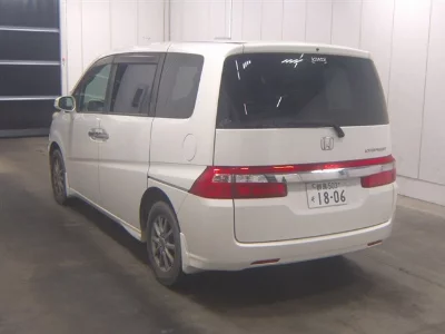 Honda STEP WAGON