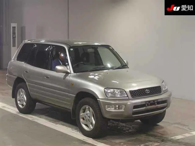 Toyota RAV4  с аукциона в Японии