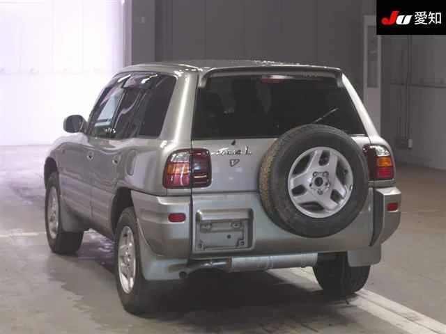Toyota RAV4  с аукциона в Японии