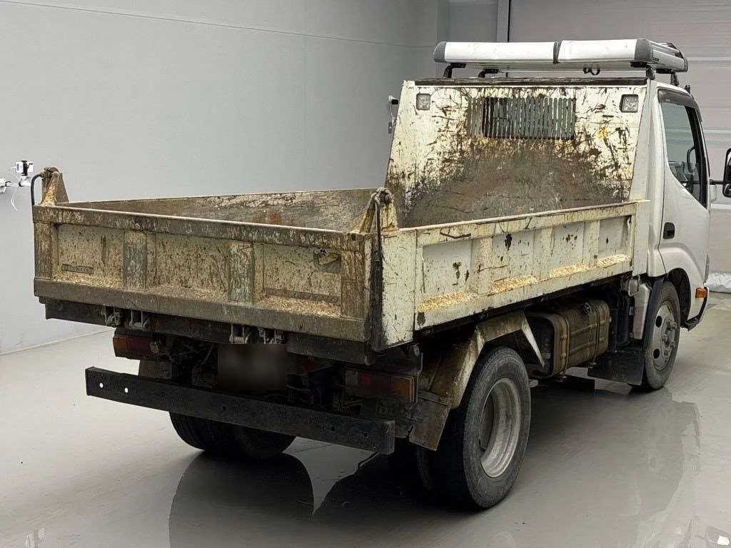 Hino Dutro  с аукциона в Японии