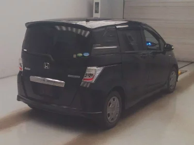 Honda FREED SPIKE HYBRID