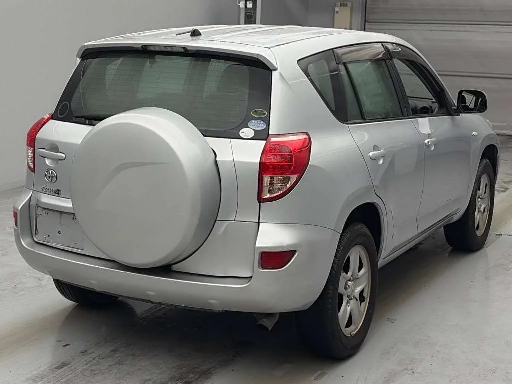 Toyota RAV4  с аукциона в Японии