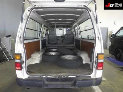 Nissan Caravan