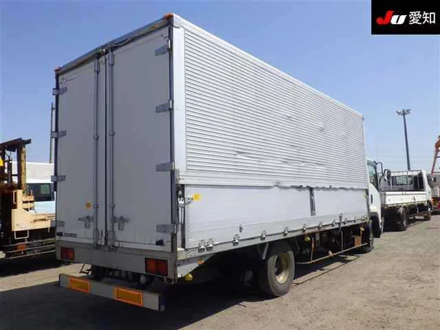 Isuzu Forward  с аукциона в Японии