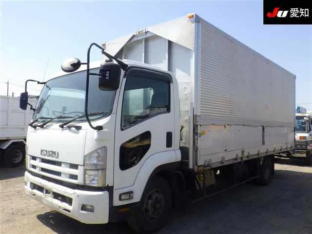 Isuzu Forward  с аукциона в Японии