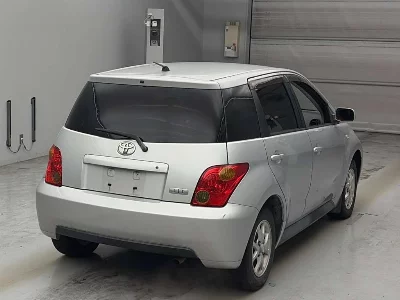 Toyota Ist