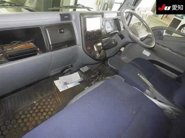 Mitsubishi Fuso Canter  с аукциона в Японии