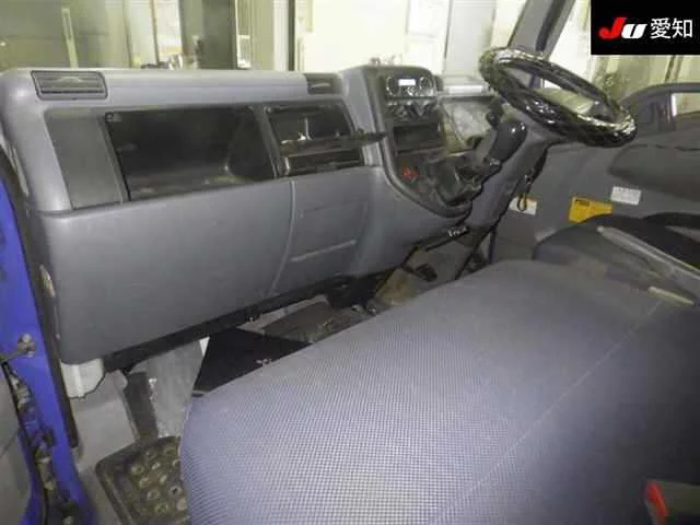 Mitsubishi Fuso Canter  с аукциона в Японии