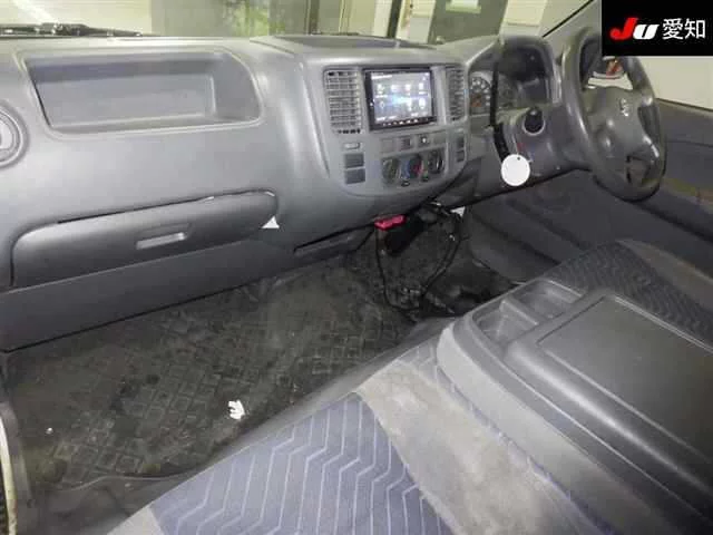 Nissan Caravan  с аукциона в Японии