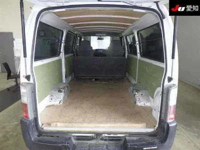 Nissan Caravan