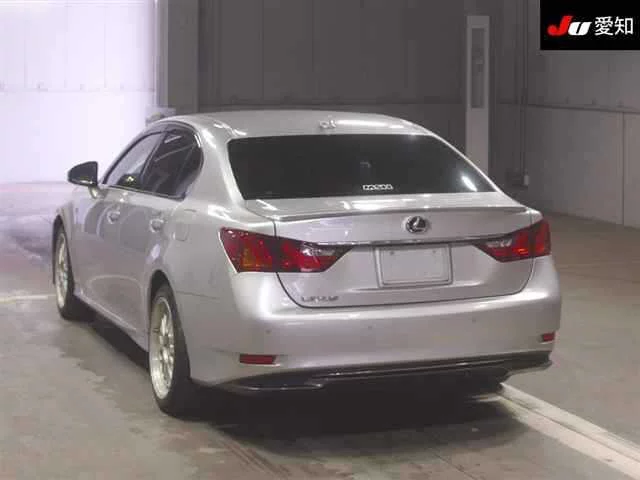Lexus GS  с аукциона в Японии