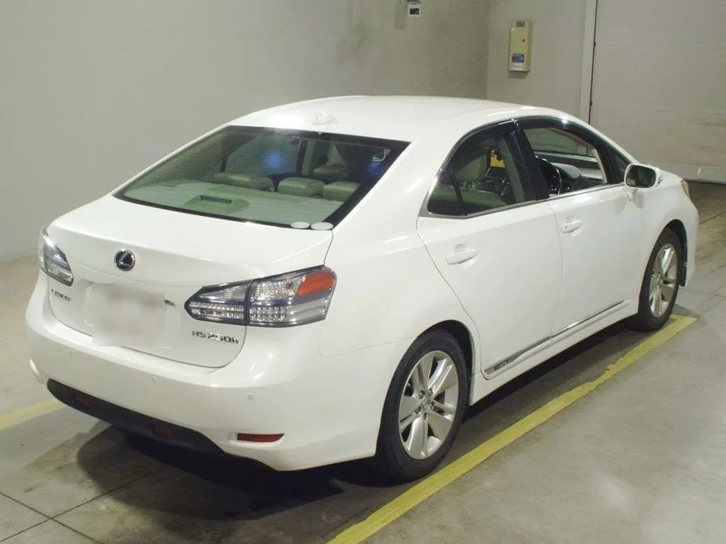 Lexus HS250h  с аукциона в Японии