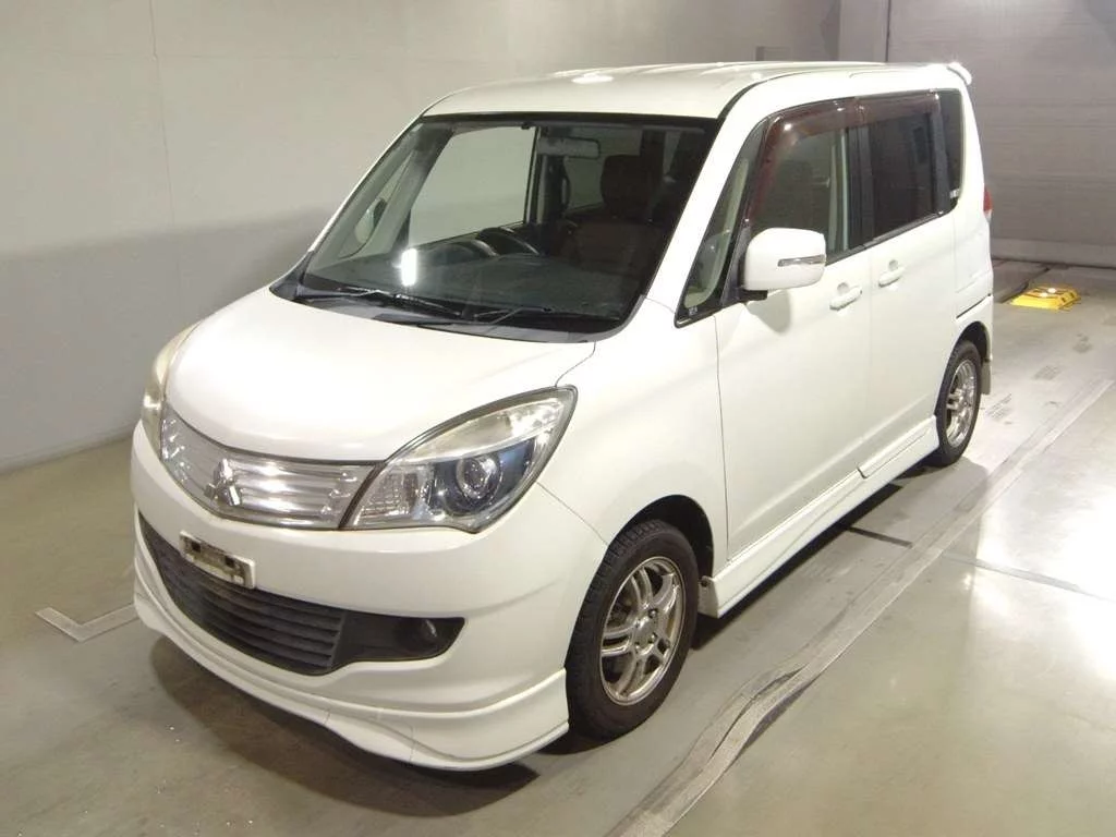 Mitsubishi Delica D:2  с аукциона в Японии