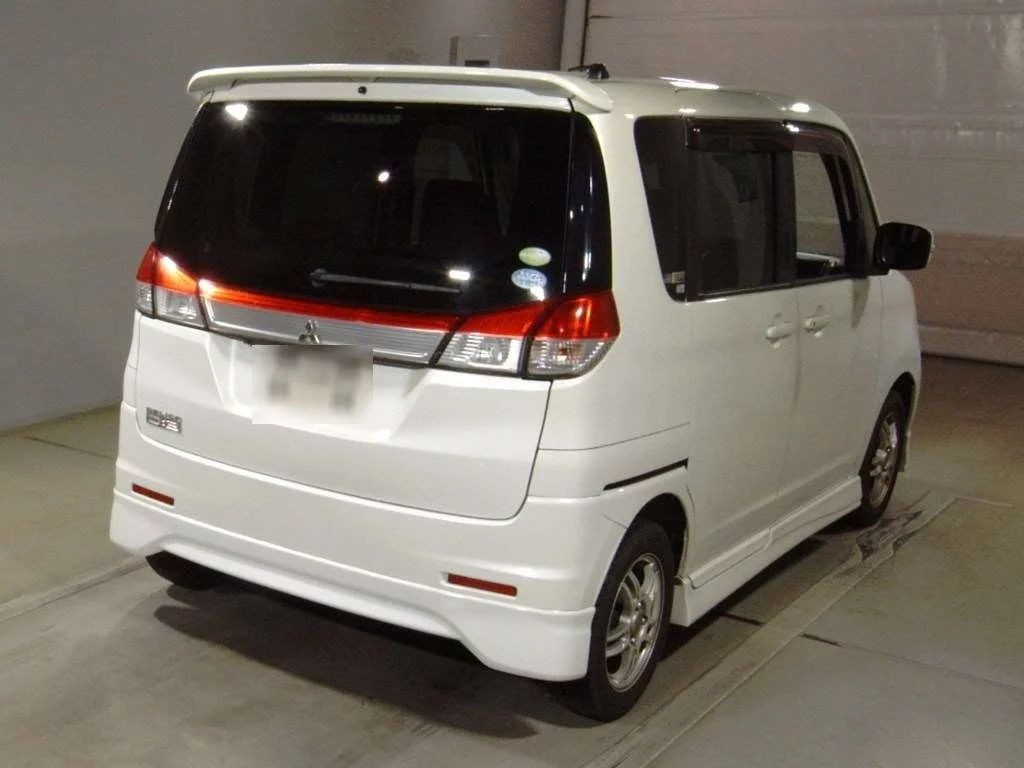 Mitsubishi Delica D:2  с аукциона в Японии