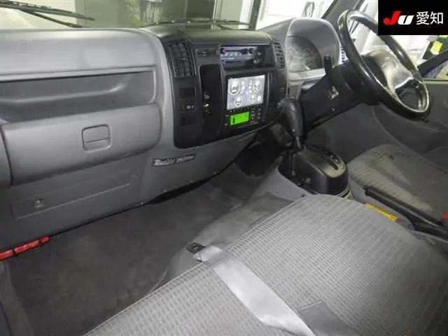 Toyota ToyoAce  с аукциона в Японии