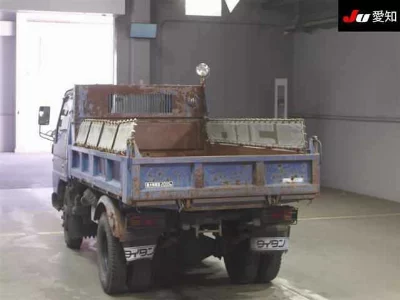 Mazda Titan