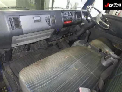 Mazda Titan