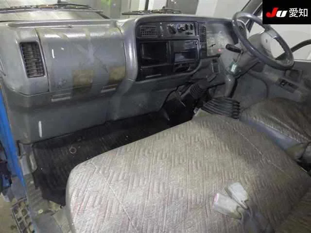 Mitsubishi Fuso Canter  с аукциона в Японии