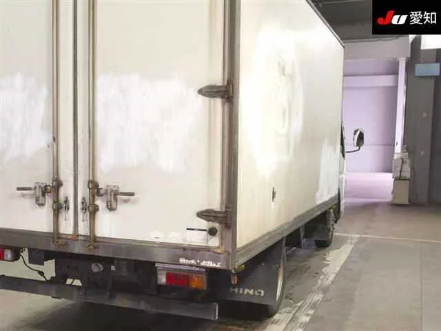 Mitsubishi Fuso Canter  с аукциона в Японии