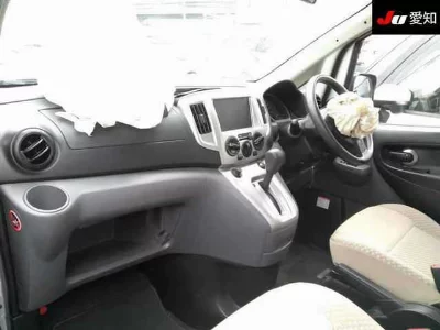 Nissan NV200 VANETTE VAN