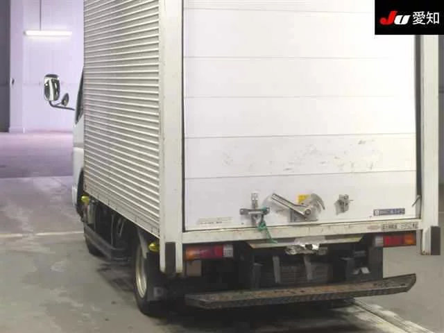 Mitsubishi Fuso Canter  с аукциона в Японии