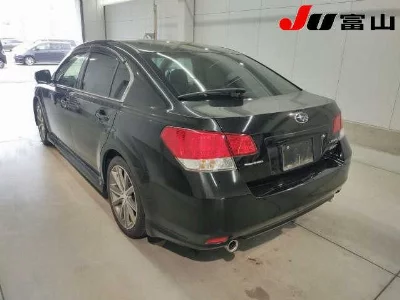 SUBARU LEGACY B4