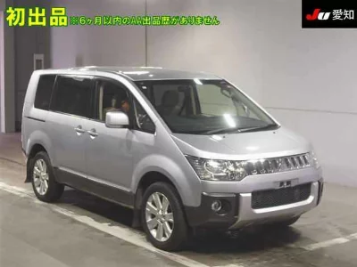Mitsubishi Delica D:5