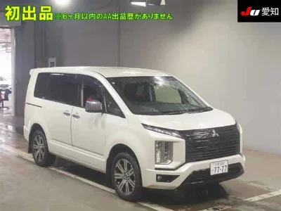 Mitsubishi Delica D:5