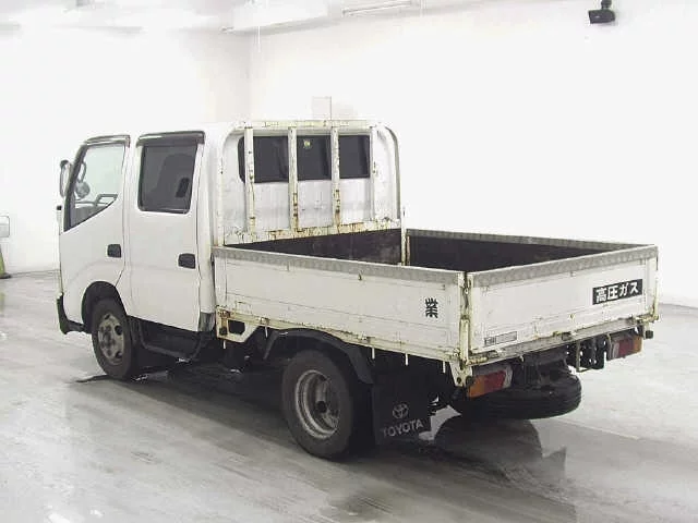 Toyota Dyna  с аукциона в Японии