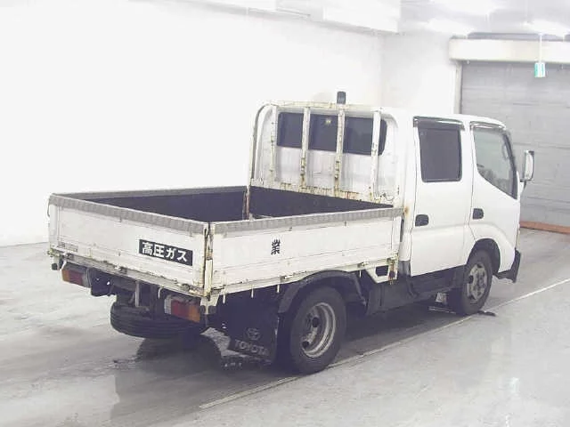 Toyota Dyna  с аукциона в Японии