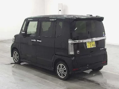 Honda N BOX CUSTOM
