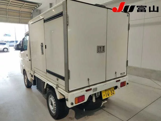 Suzuki CARRY  с аукциона в Японии