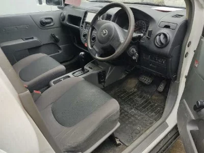 MAZDA FAMILIA VAN
