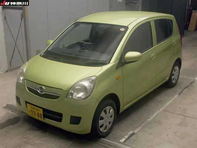 Daihatsu Mira  с аукциона в Японии
