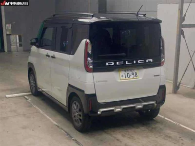 Mitsubishi Delica Mini