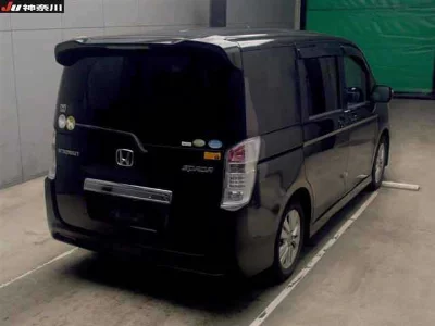 Honda STEPWGN SPADA