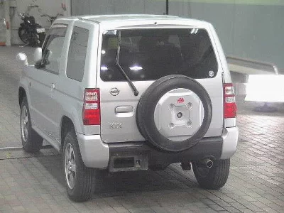 Nissan Kix