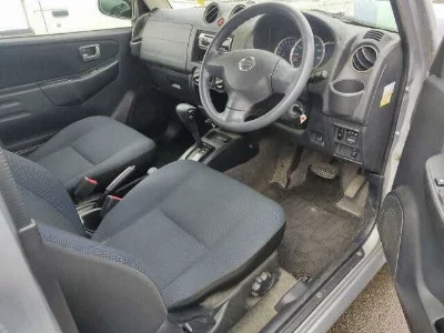 Nissan Kix