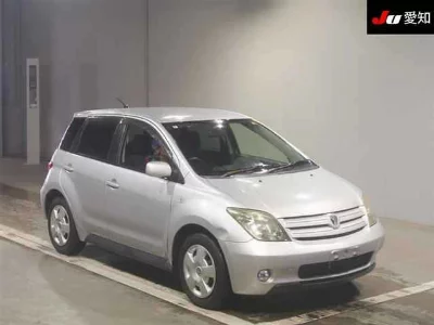 Toyota Ist